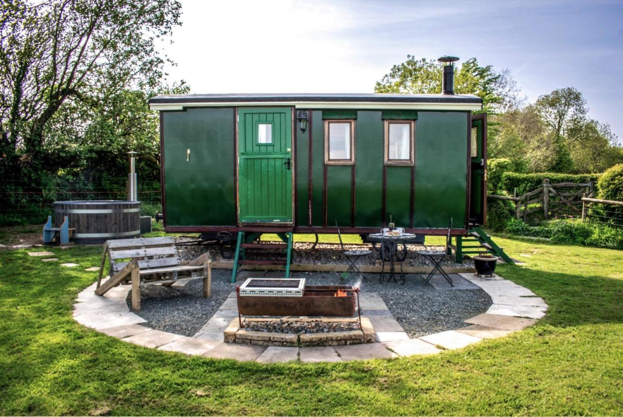 Dotties Retreat Villa Combe Martin Luaran gambar
